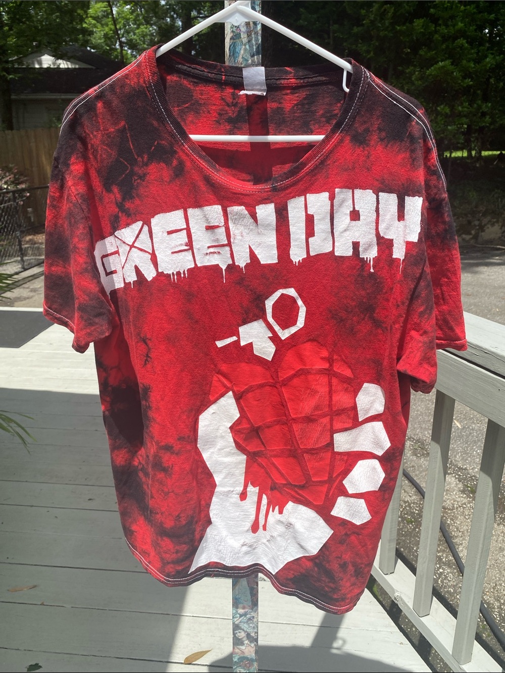 Green Day  Red and Black Tie-Dye Tee